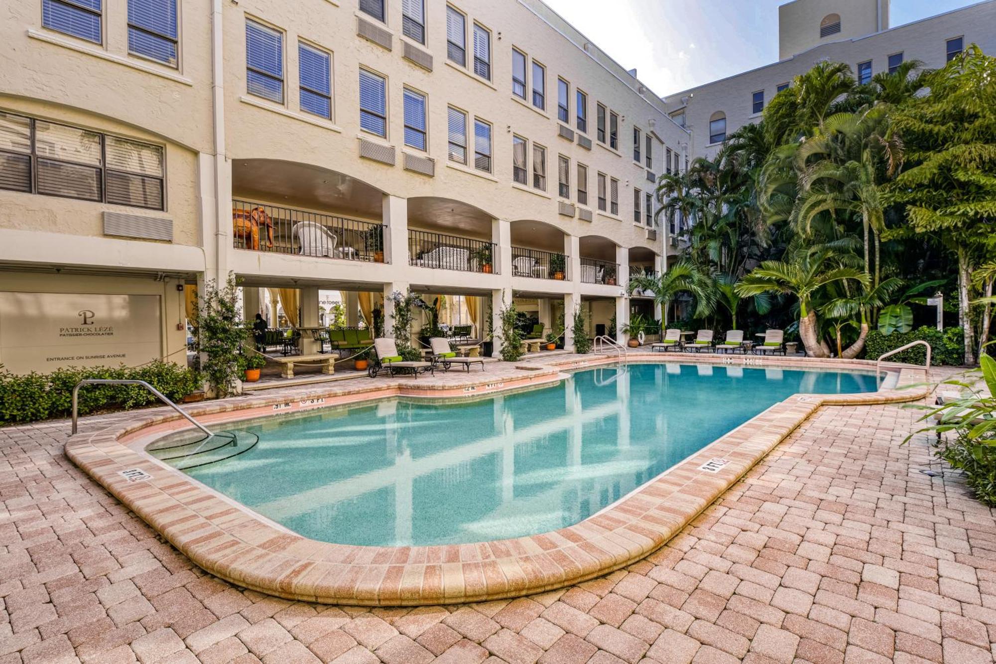 Palm Beach Hotel & Sunrise Cottage Номер фото