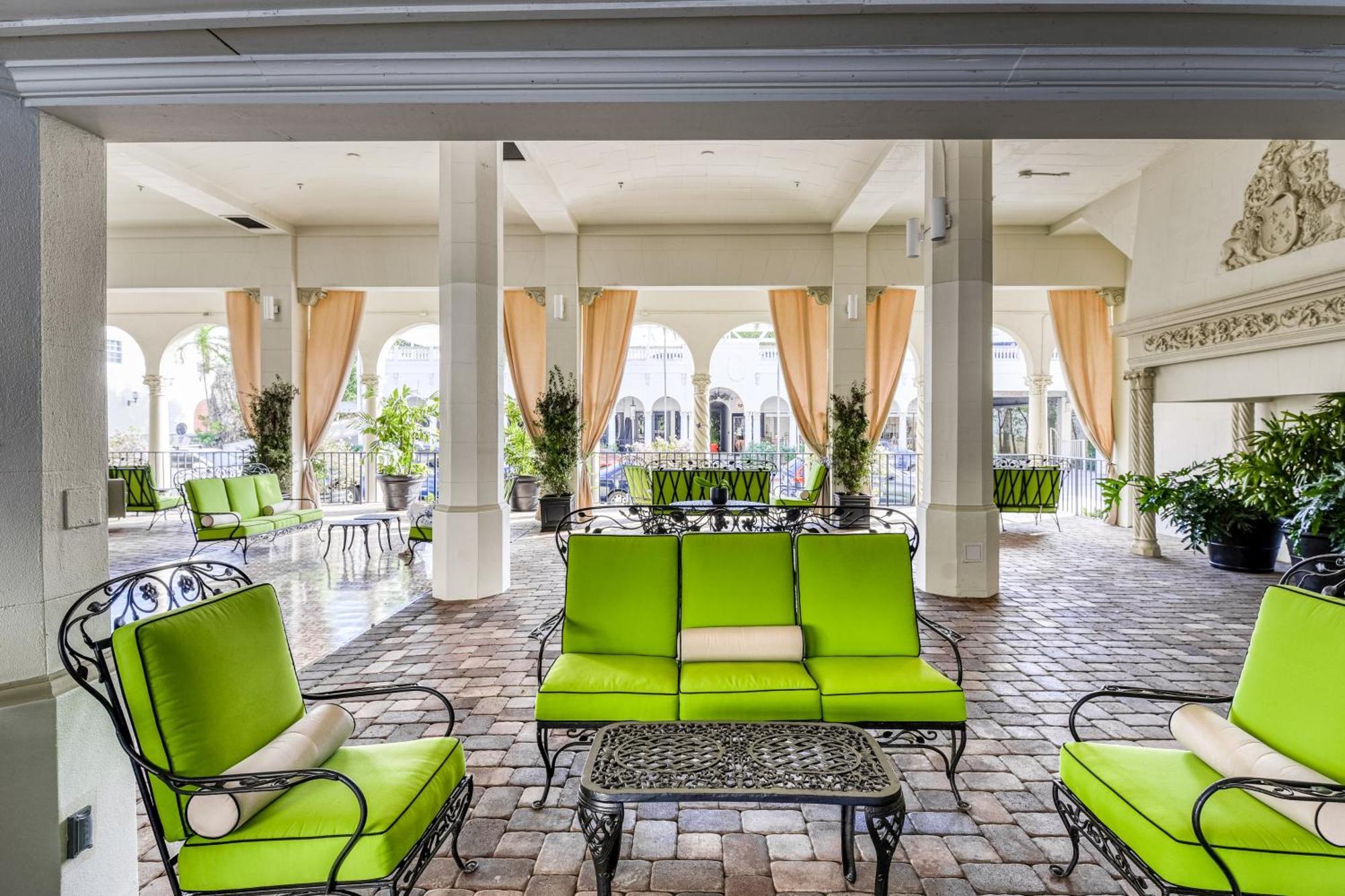 Palm Beach Hotel & Sunrise Cottage Номер фото