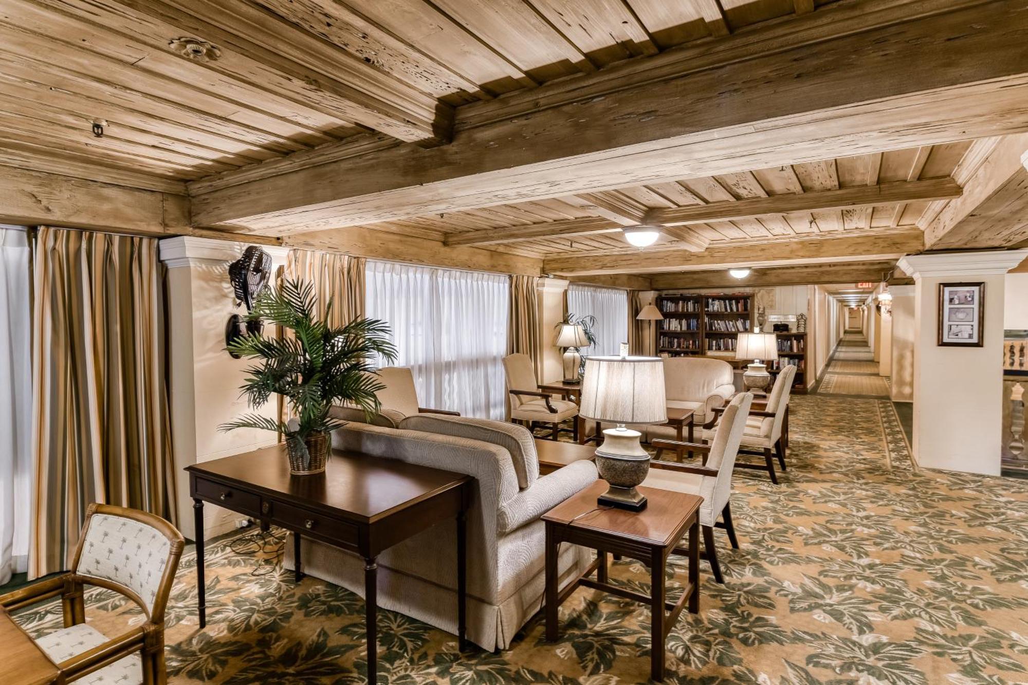 Palm Beach Hotel & Sunrise Cottage Номер фото