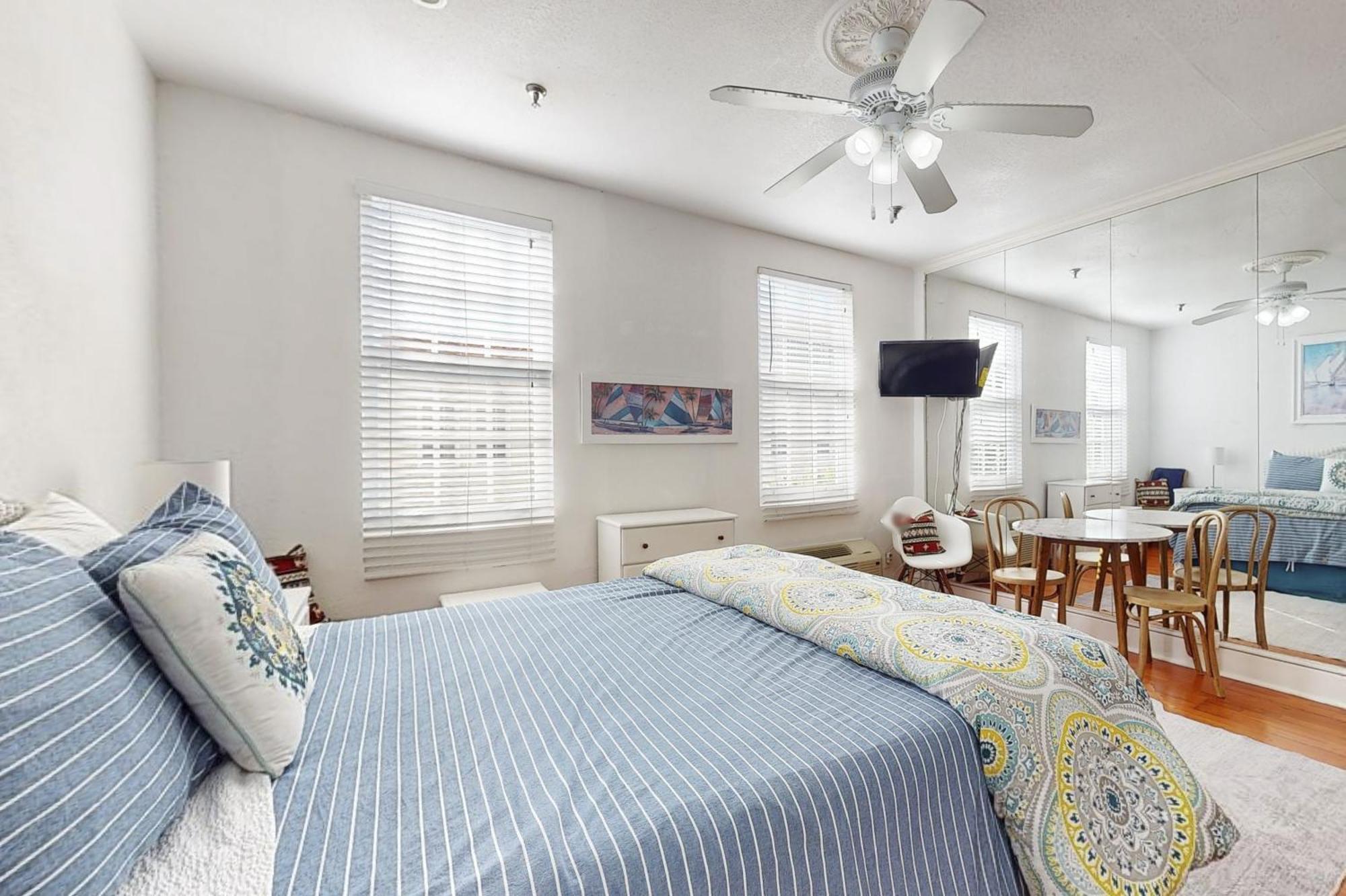 Palm Beach Hotel & Sunrise Cottage Екстер'єр фото